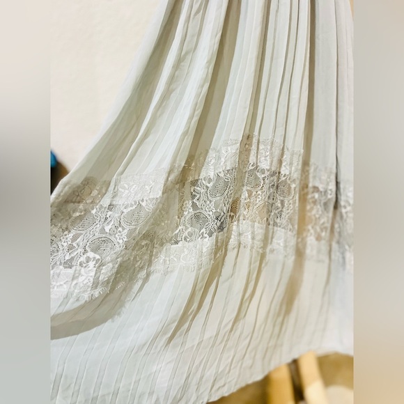 Little Mistress Pleated Lace Maxi Evening Dress in Sage colour Maternity dress 8 - Picture 9 of 15